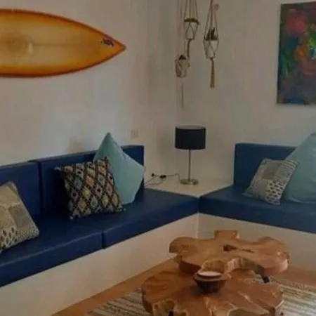 Villa-sleeps 6-free Parking-playground Lajares