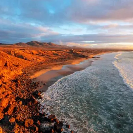 Villa-sleeps 6-free Parking-playground 别墅 拉哈雷斯